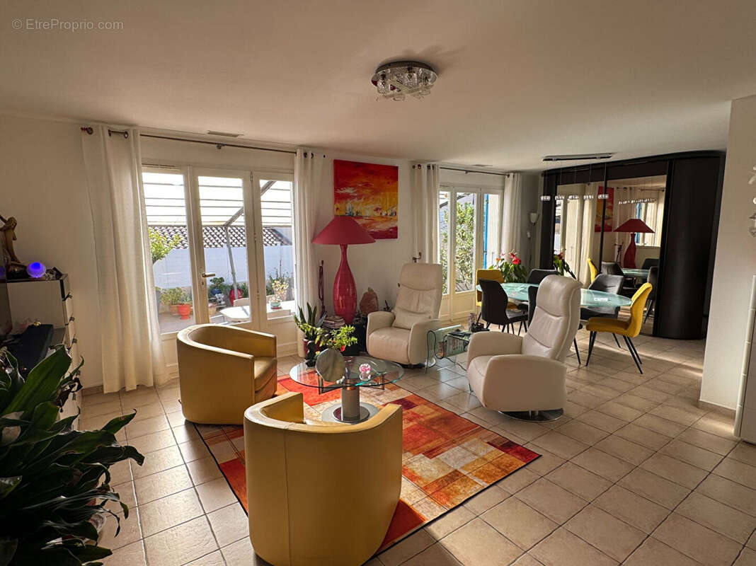 Maison à BIZE-MINERVOIS