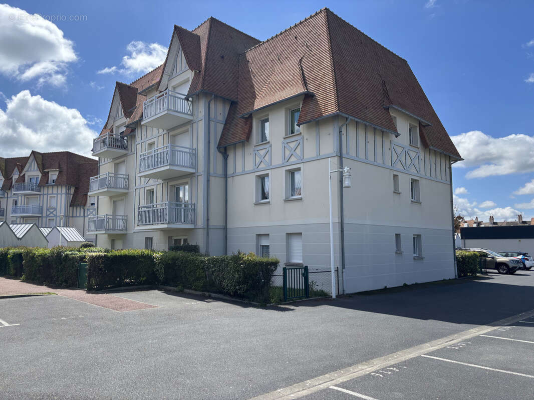 Appartement à COURSEULLES-SUR-MER