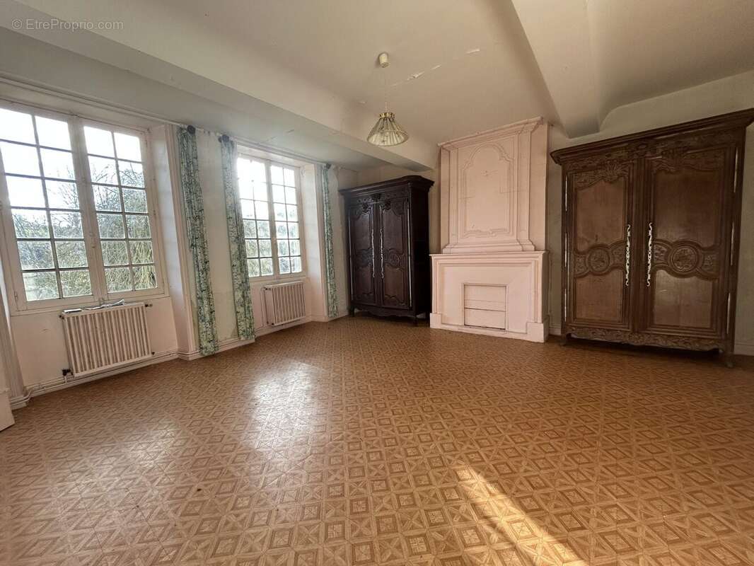 Maison à CLECY