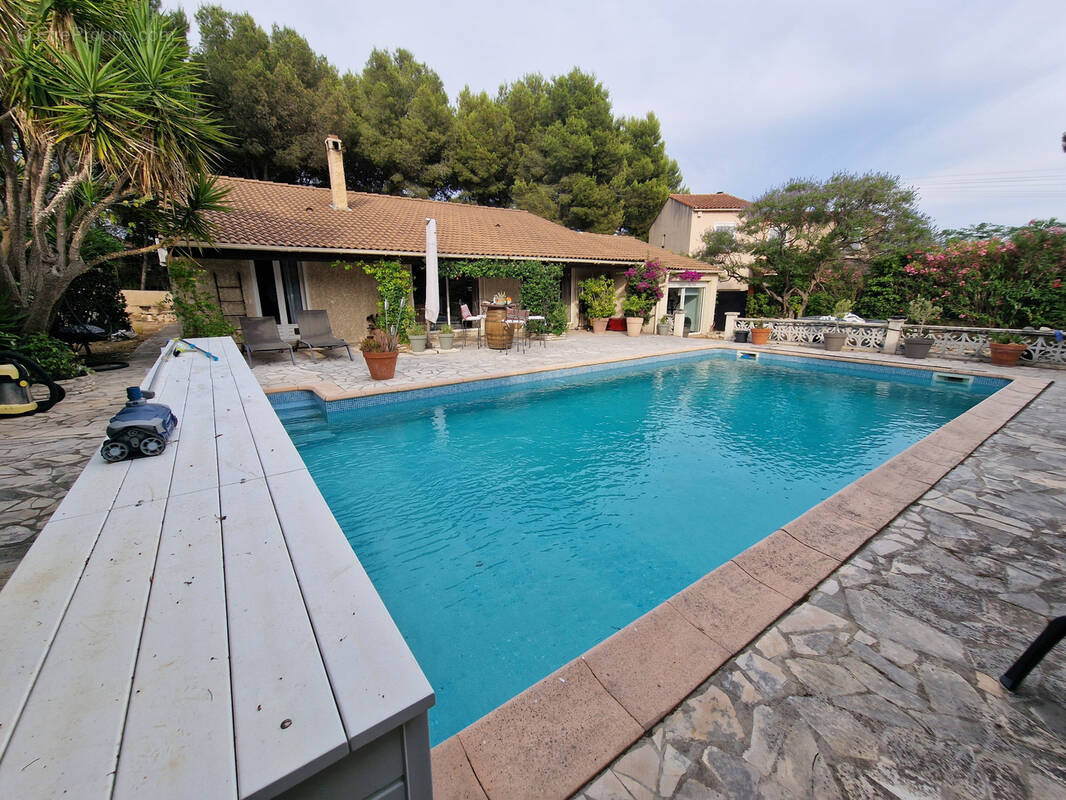 Maison à ROGNAC