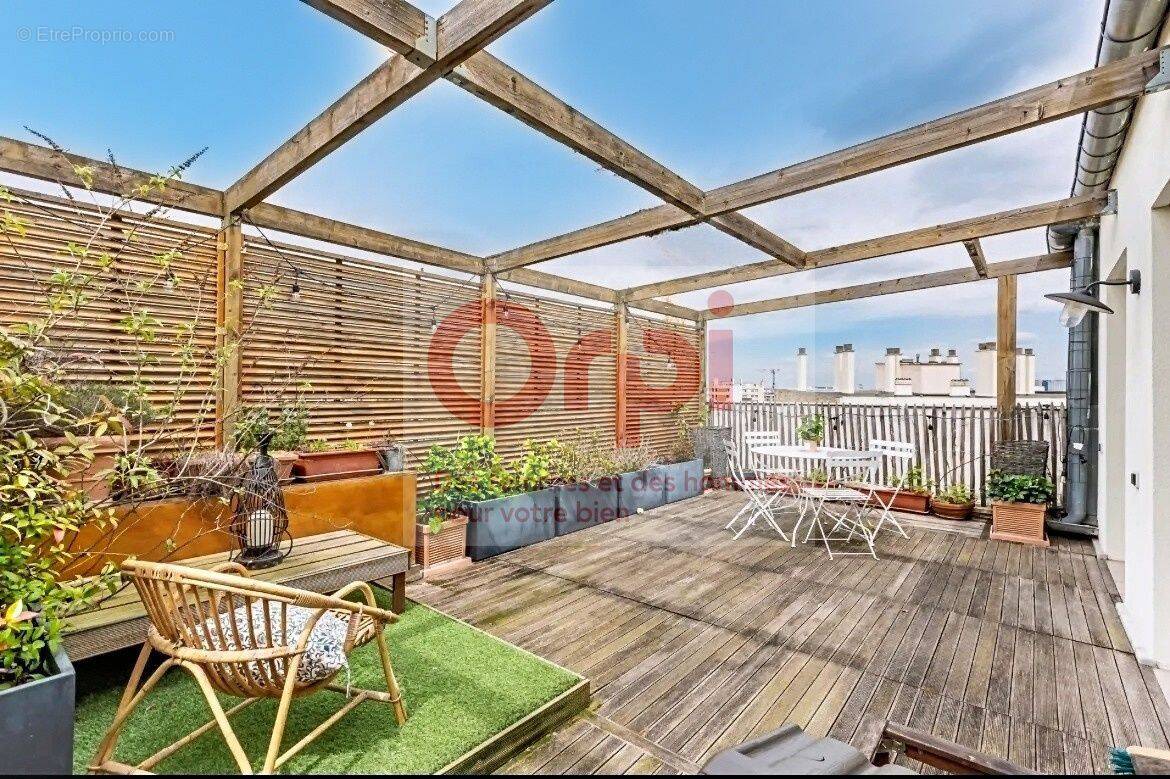 Appartement à ISSY-LES-MOULINEAUX