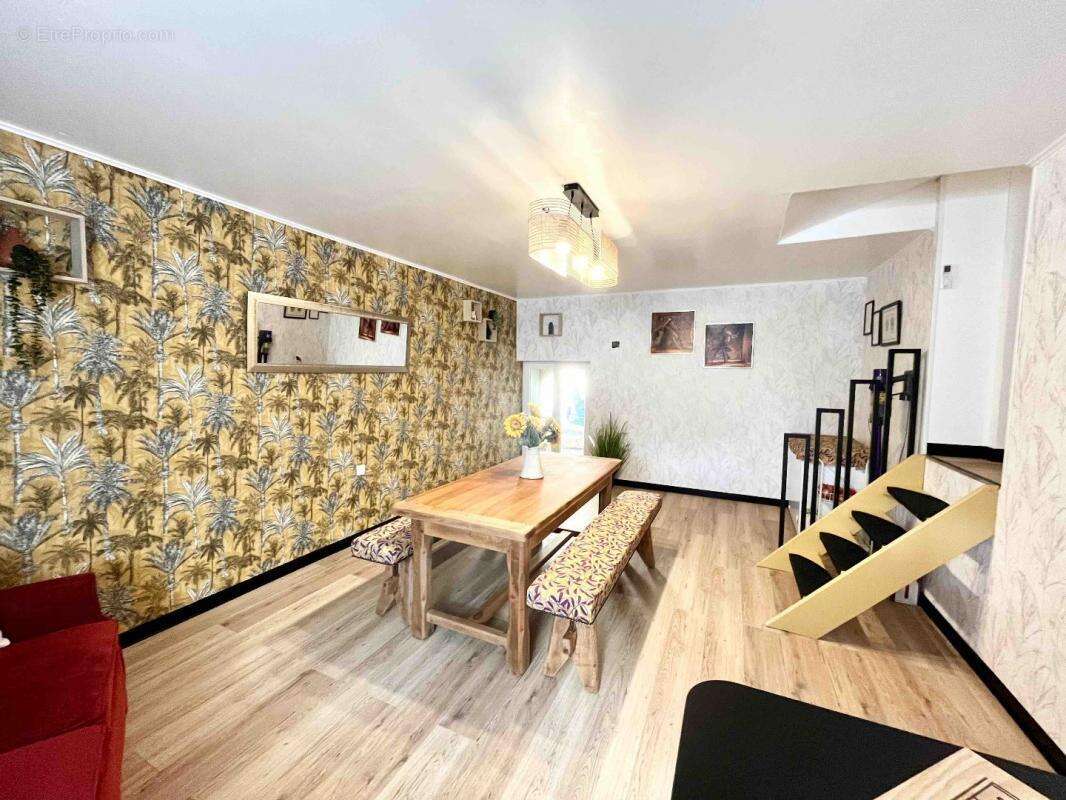 Maison à LE VIGEANT