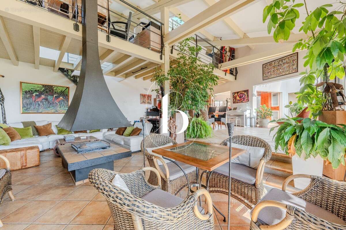 Maison à GOUDARGUES