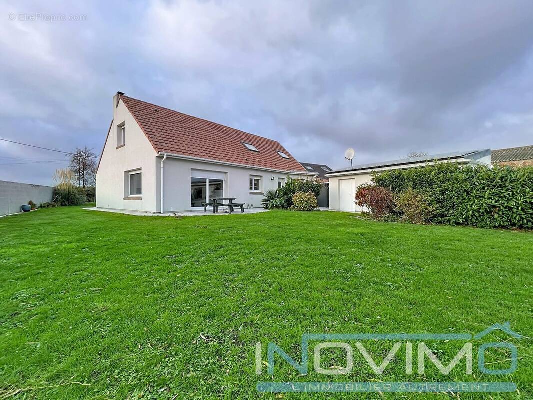 Maison à SAINT-FOLQUIN