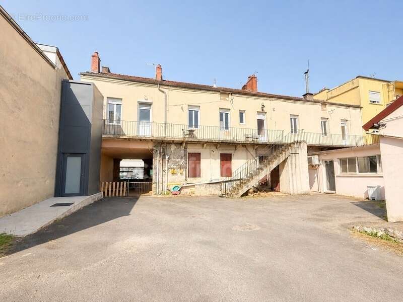 Immeuble à vendre LE CREUSOT (71) - photo 2