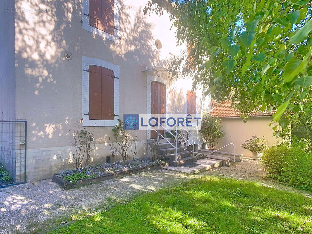 Maison à CHALINDREY