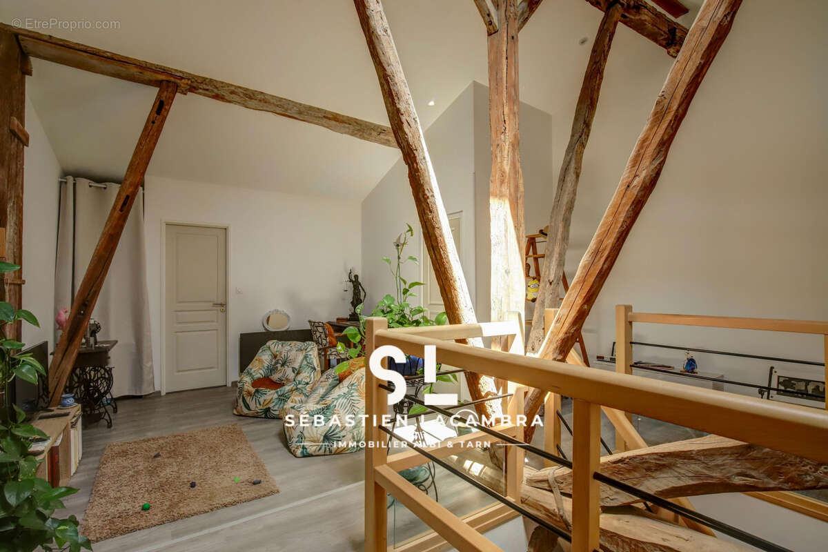 Maison à LISLE-SUR-TARN