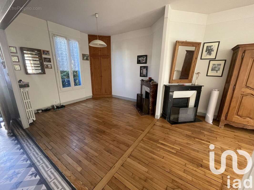 Photo 3 - Maison à VILLENEUVE-LE-ROI