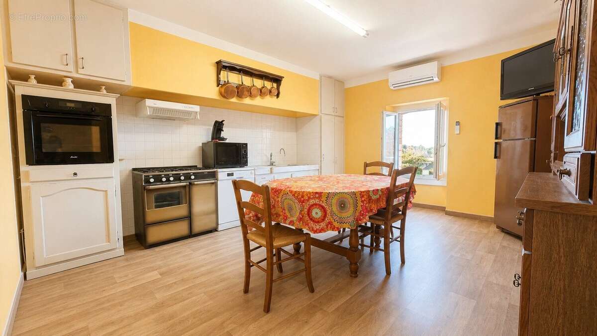 Maison de caractère en galet et en brique rouge T6 - 194.71 m² - MAZERES - photo 4