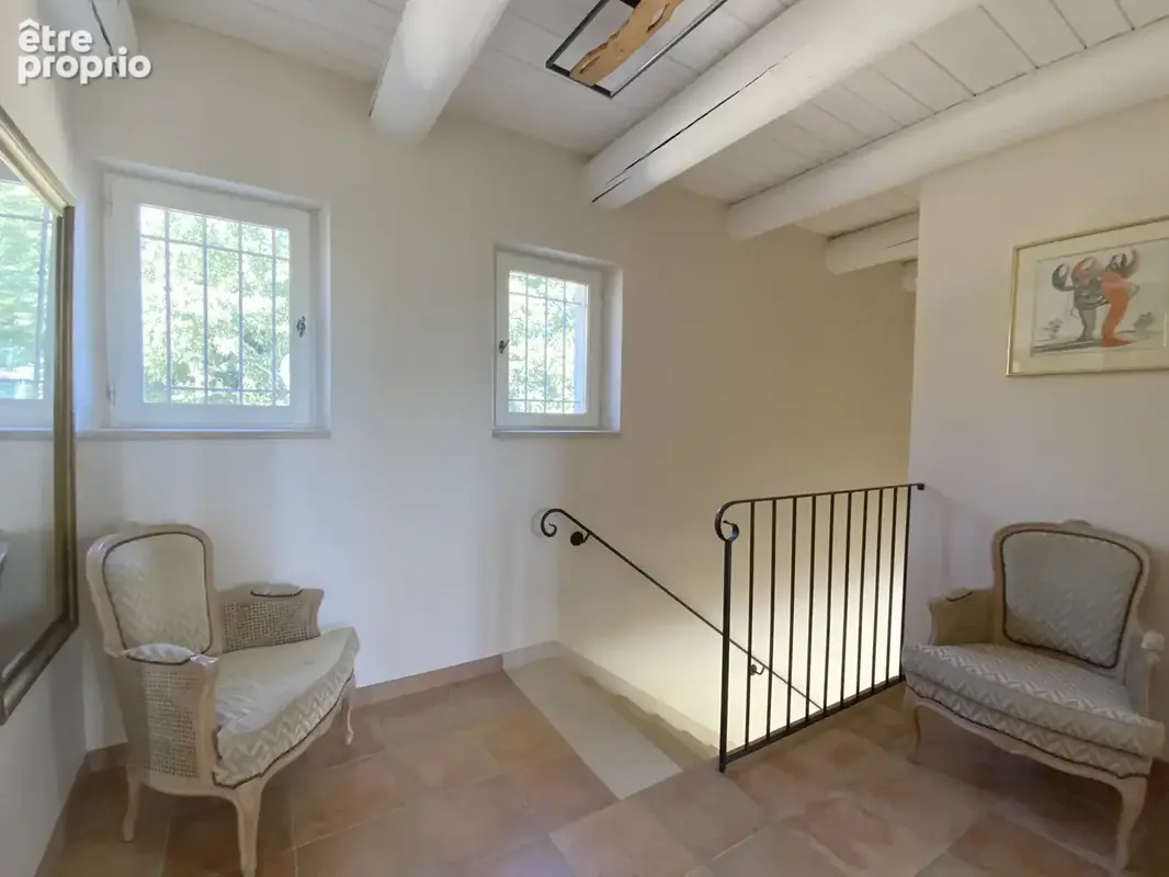 Propriété située à Uzès dans un secteur résidentiel. - photo 19