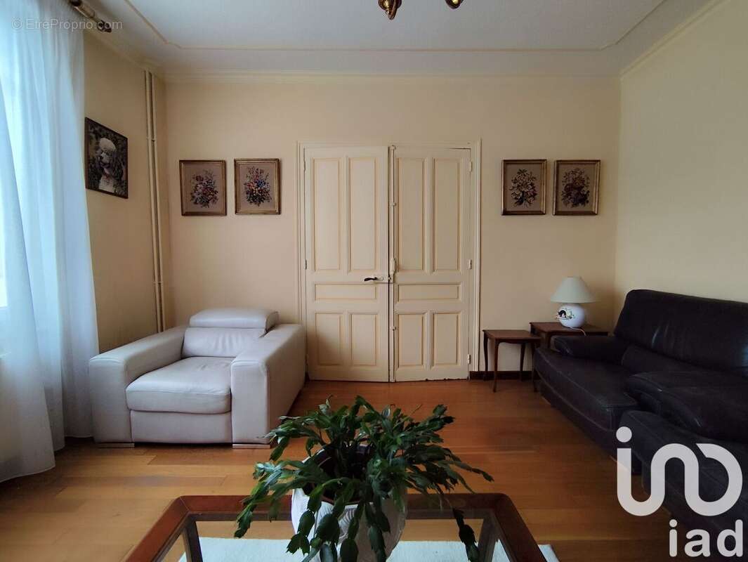 Photo 8 - Appartement à MAILLY-LE-CAMP