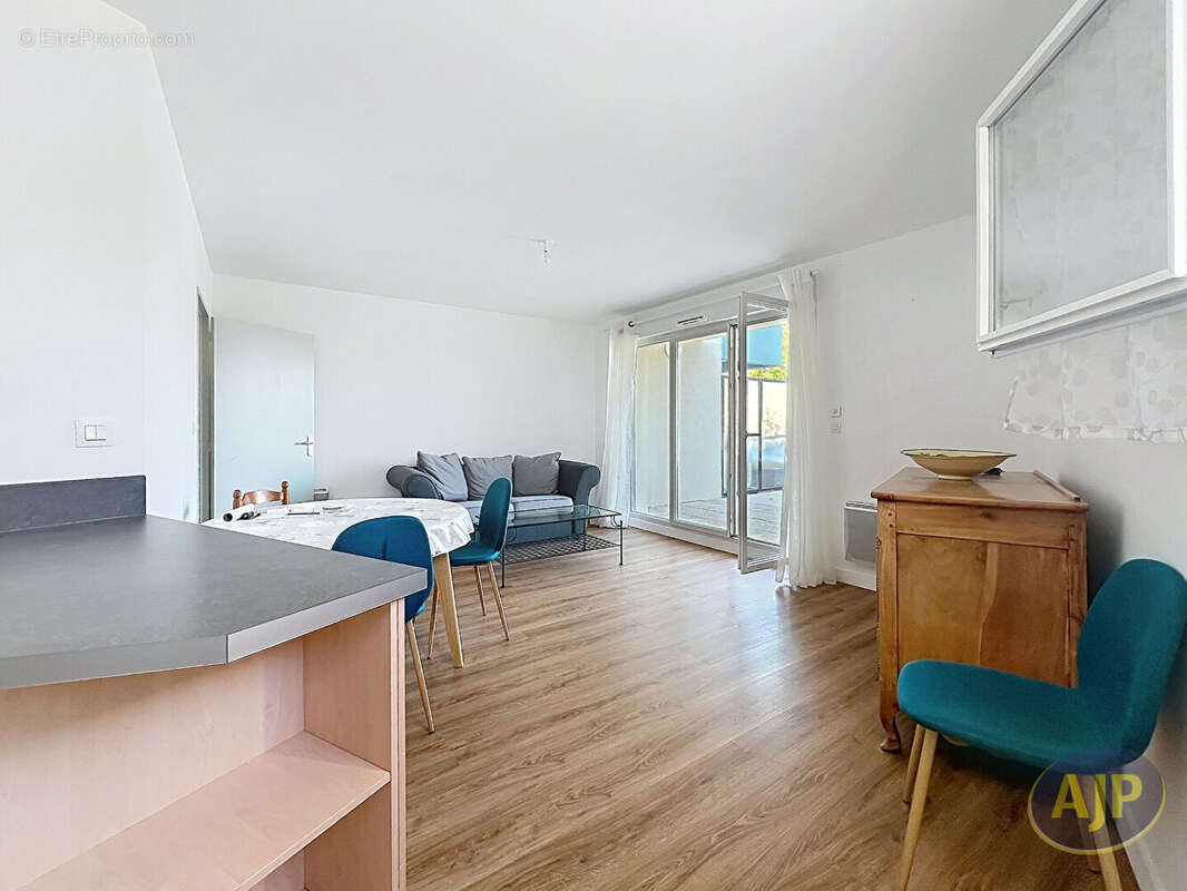Appartement à REZE