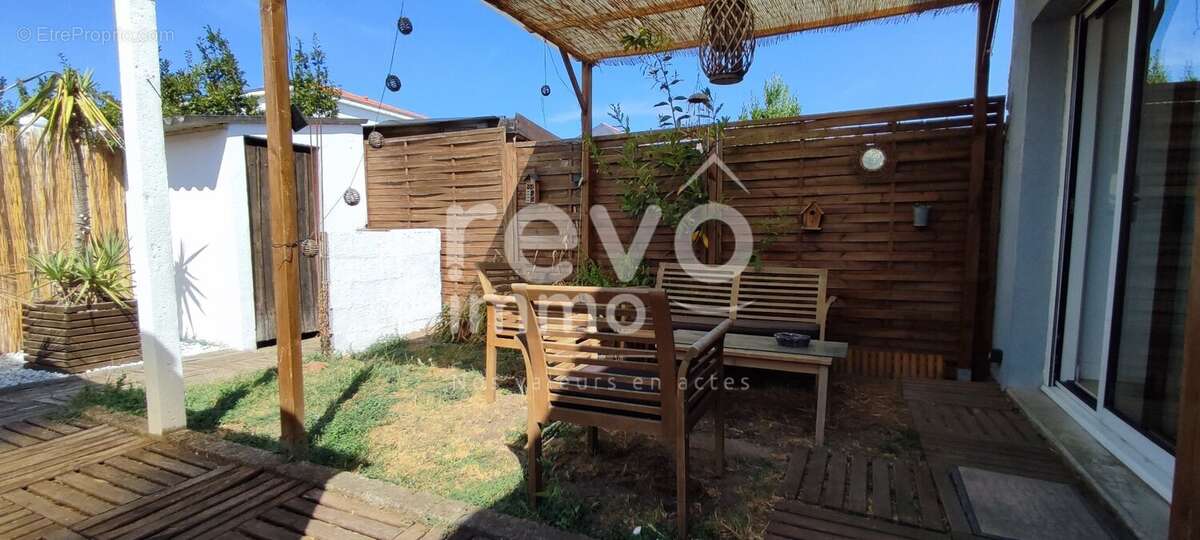Bourg, proche commodites - photo 7