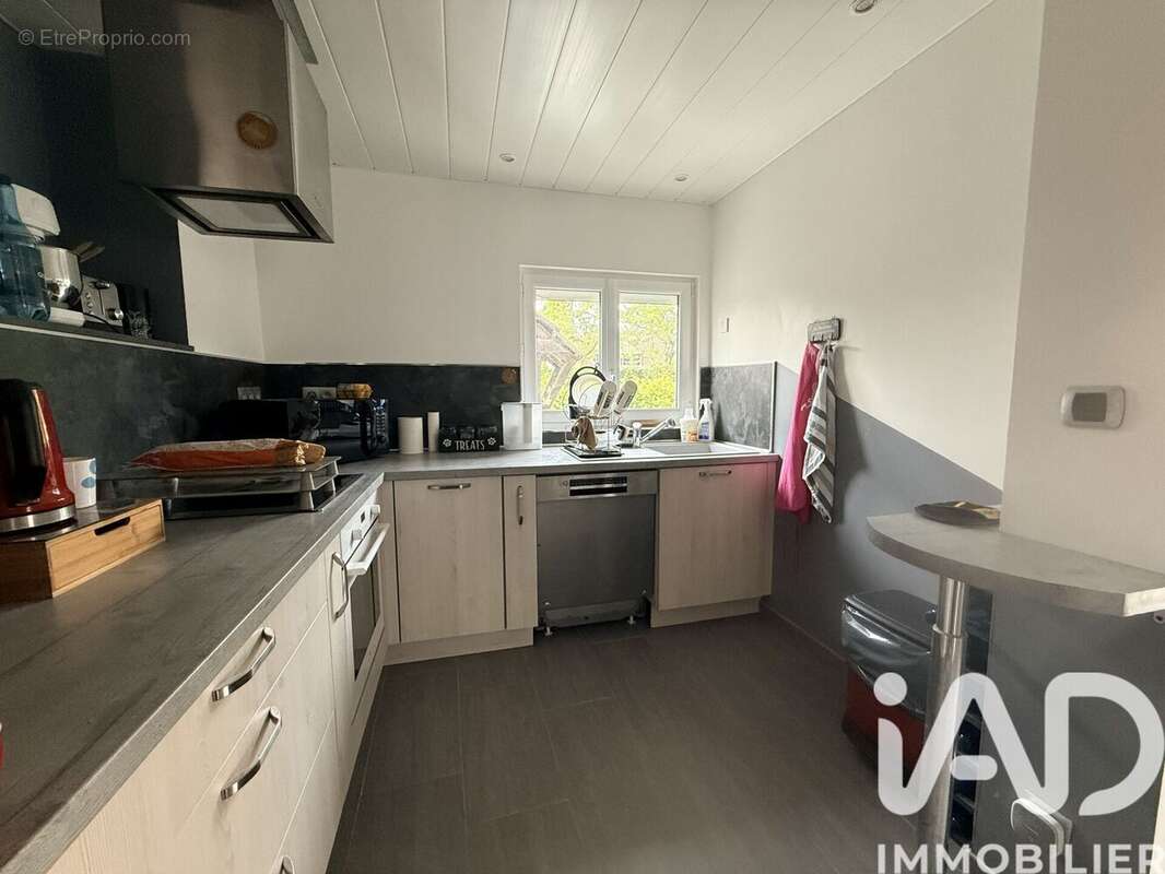 Maison 89 m² à Monneville  - photo 6