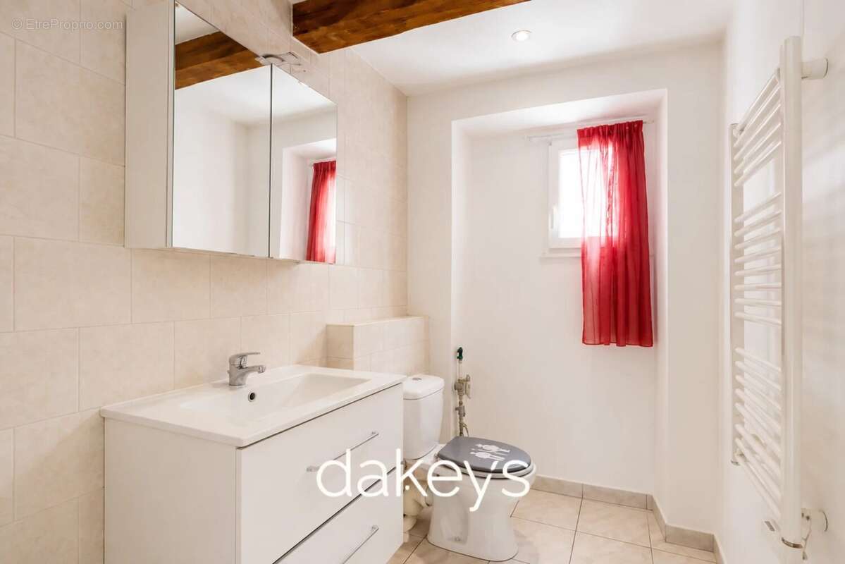 Marseille 6ème – préfecture / rome – grand t2 de 52 m² - photo 9
