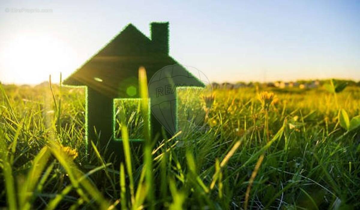 Terrain à LE LOROUX-BOTTEREAU