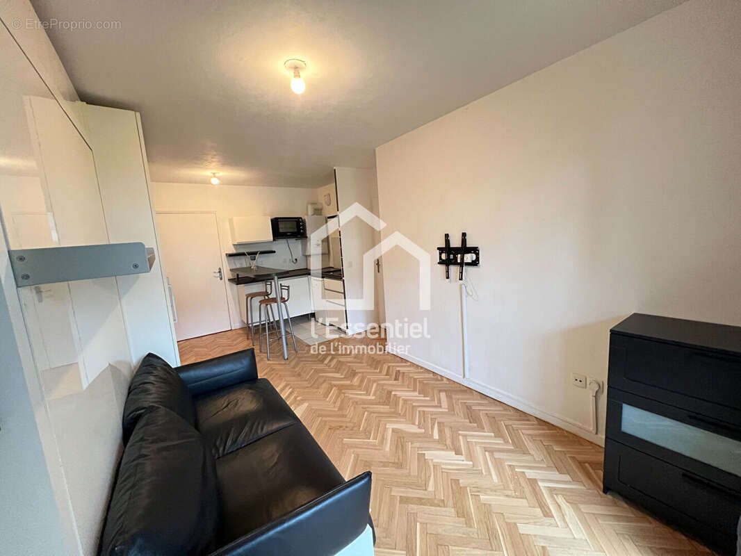 Appartement à VERNEUIL-SUR-SEINE