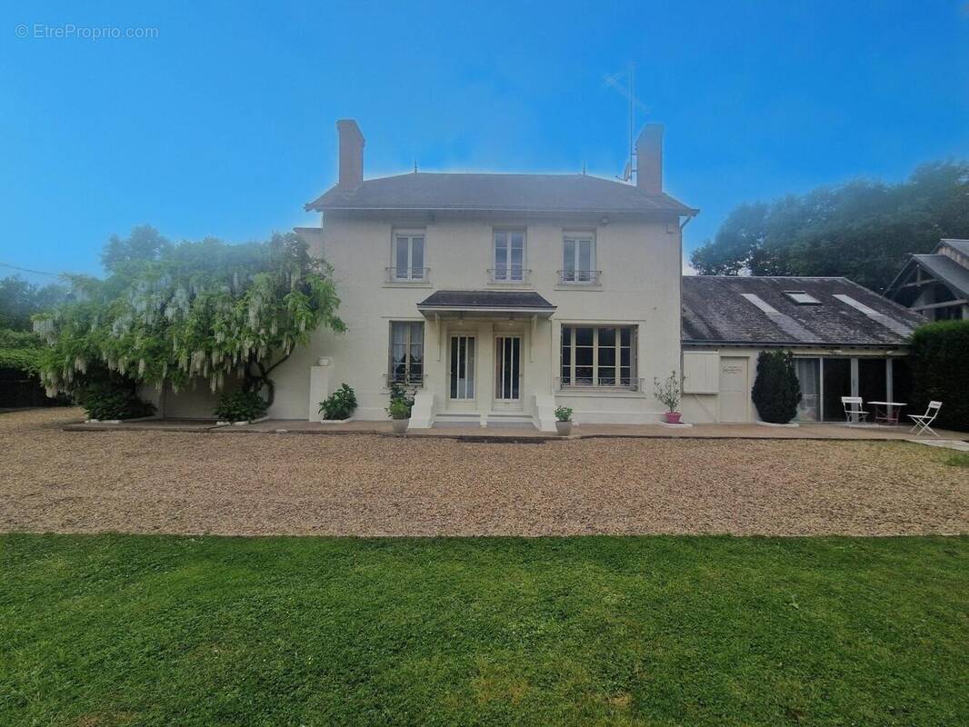 Photo 1 - Maison à COURBOUZON