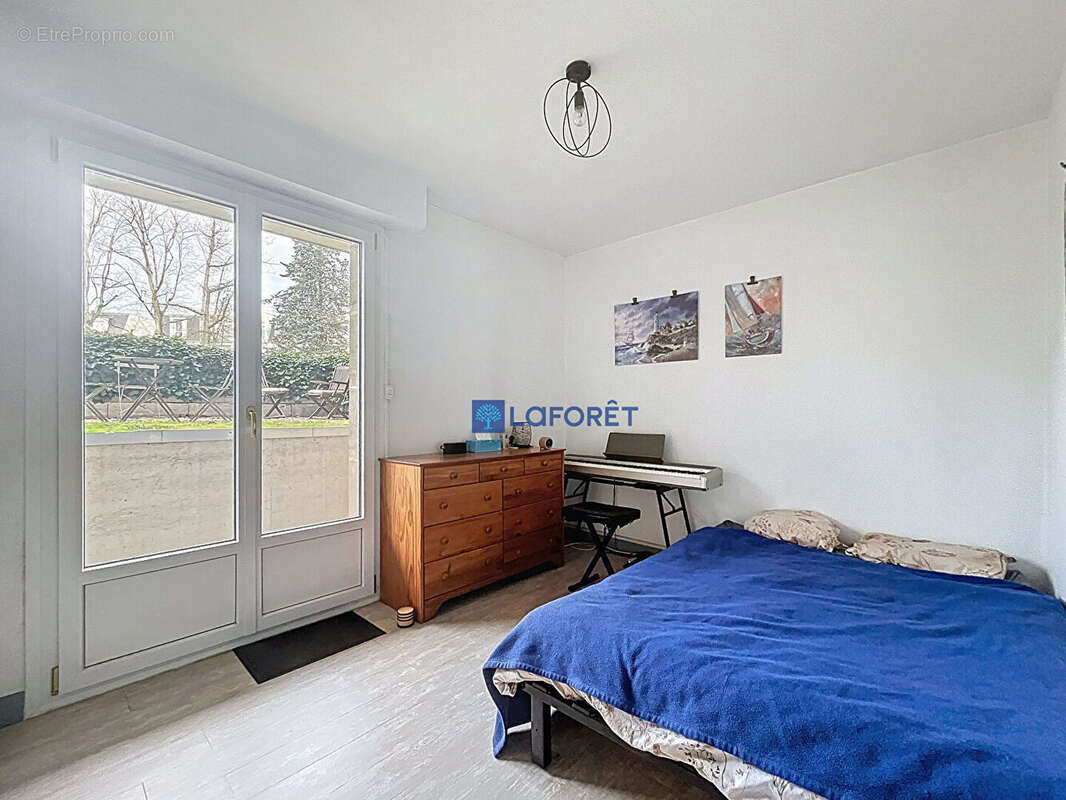 Appartement à SAVIGNY-SUR-ORGE