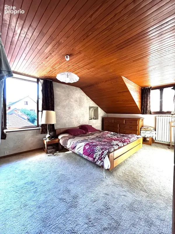 ANNECY (74) - MAISON mitoyenne 90 m2 + combles + dépendances - photo 4