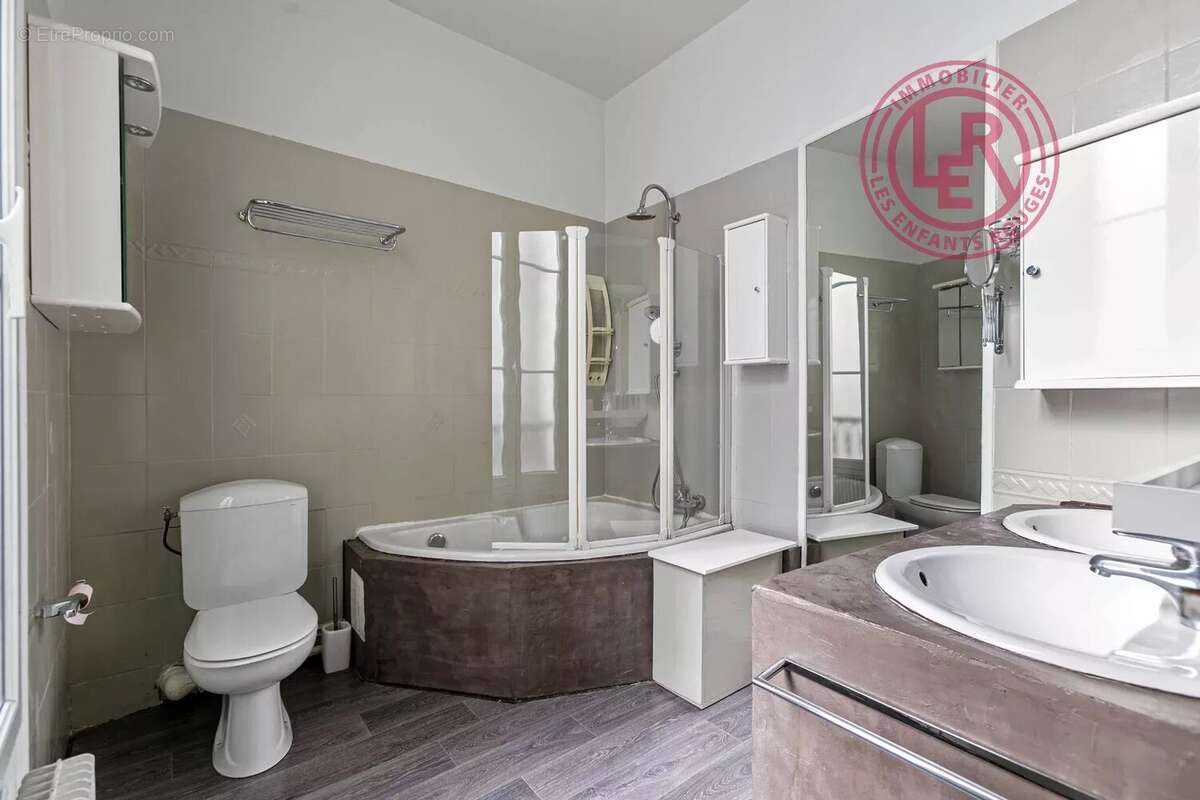 Appartement à PARIS-4E