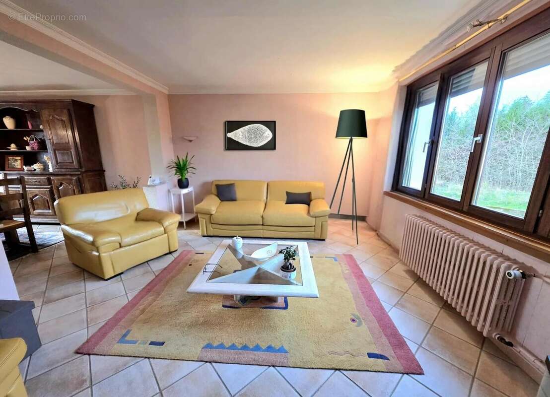 Maison à MERCY-LE-BAS