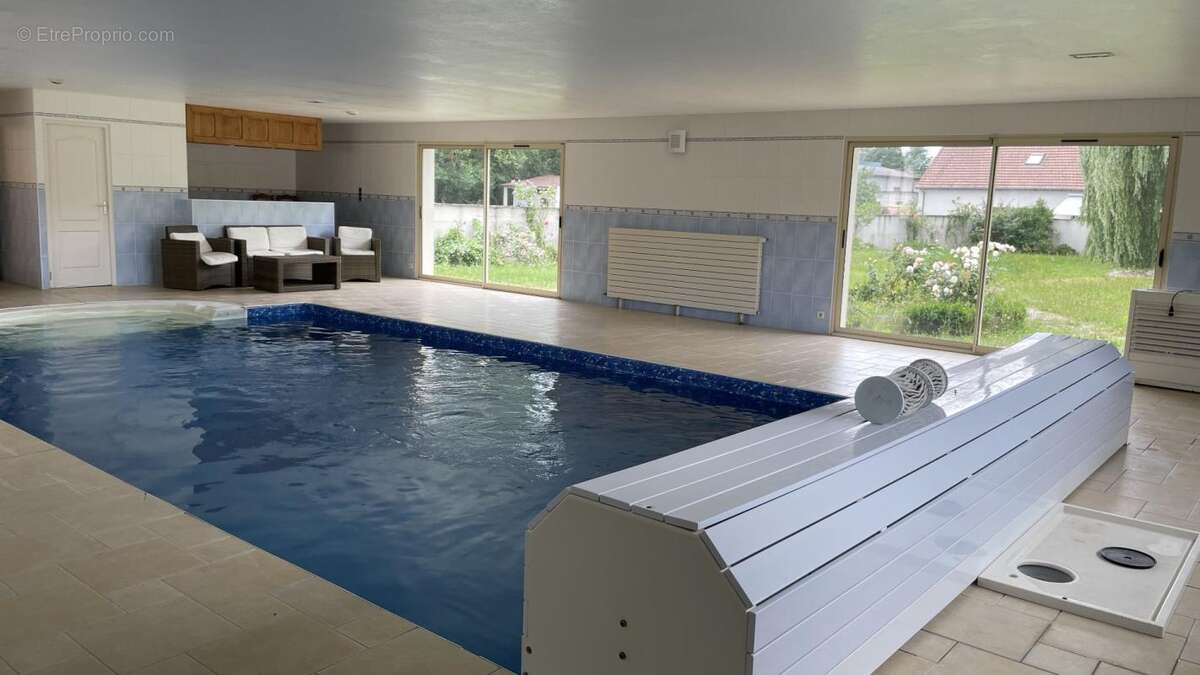 Maison à NOYERS-SUR-CHER