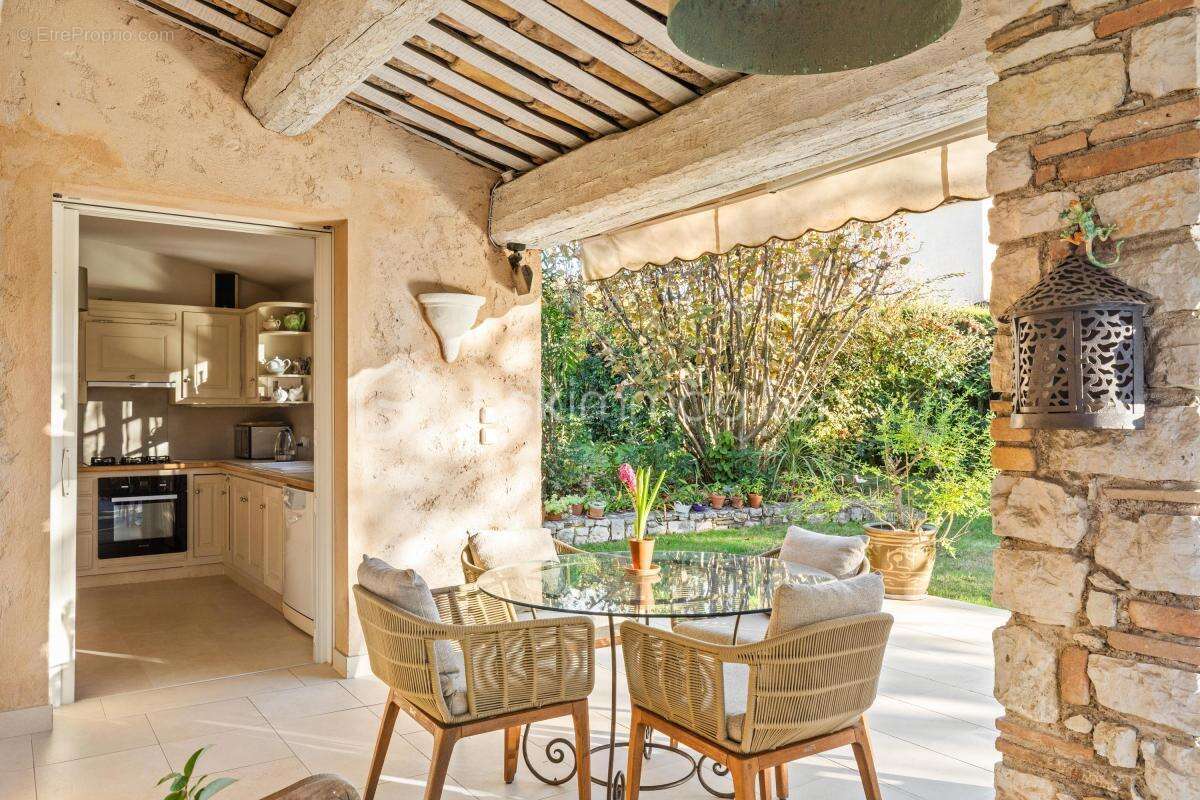 Maison à LA COLLE-SUR-LOUP