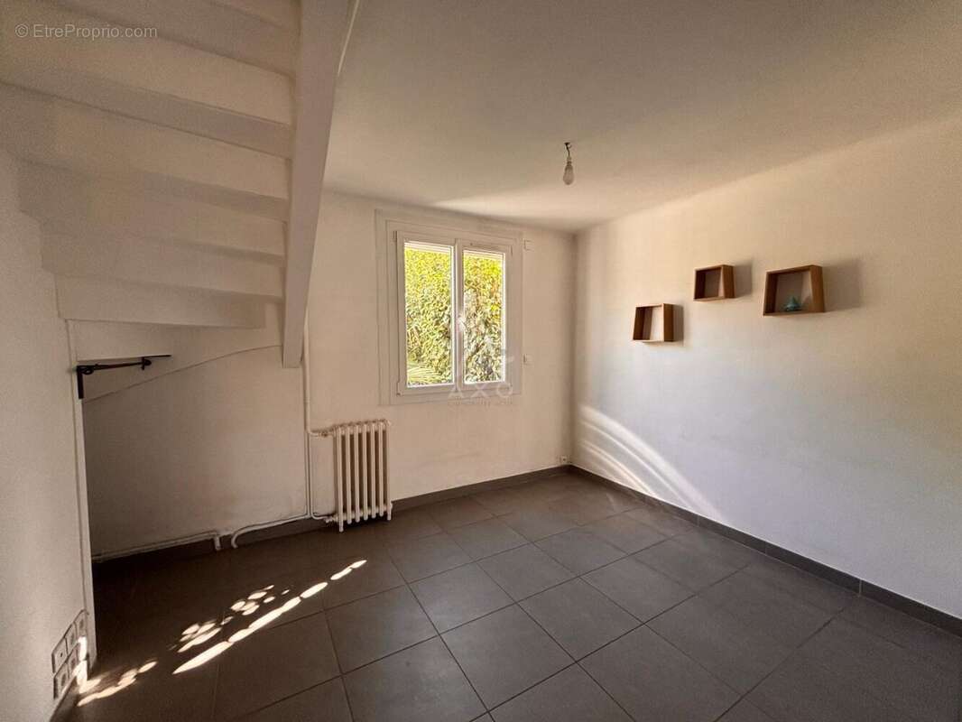 Maison 5 pièces avec Jardin et dépendance - photo 6