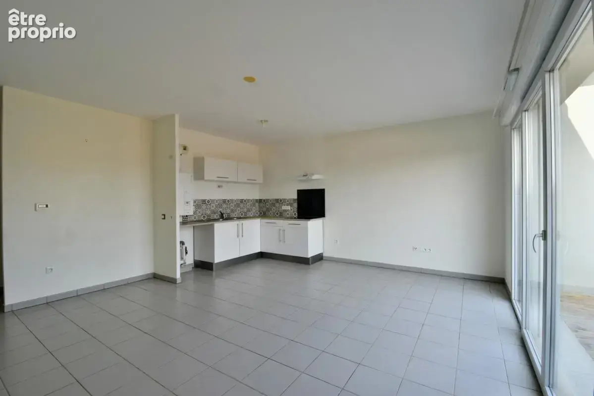 T3 de 63m2 avec deux places de parking a saint alban (31140) - photo 3