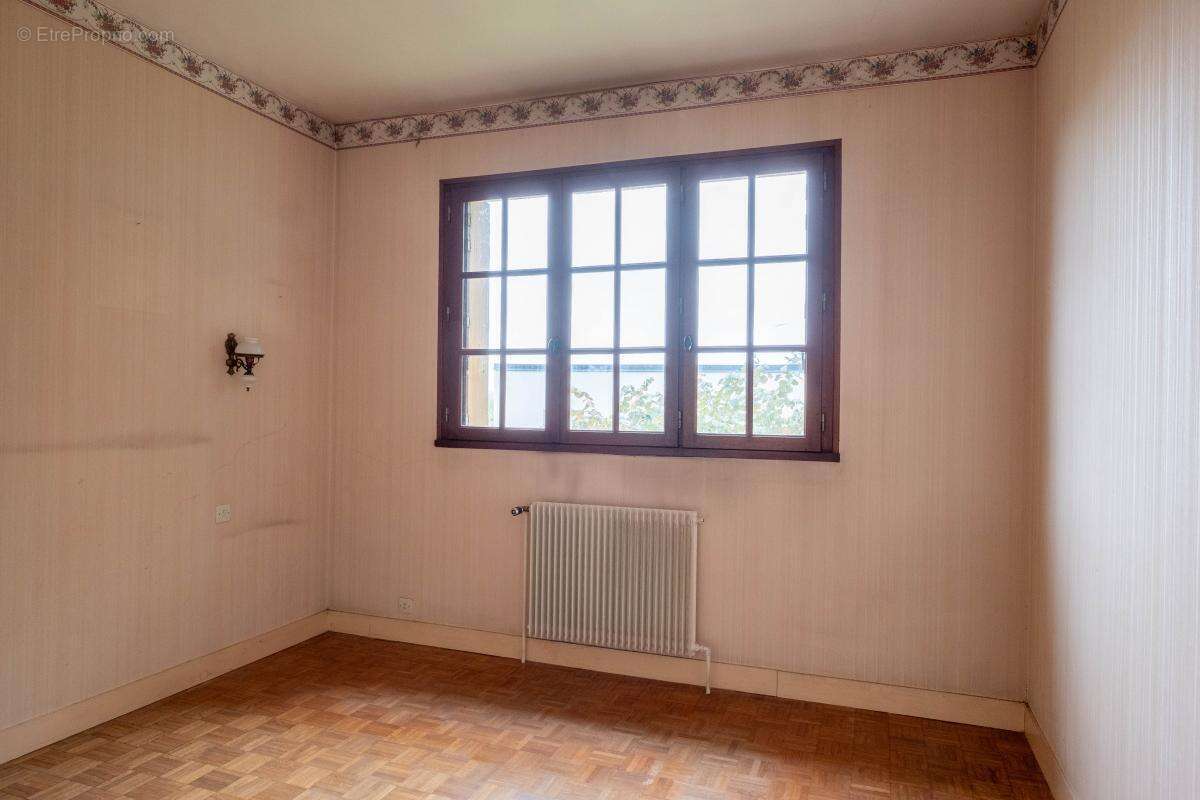 Maison à RIS-ORANGIS