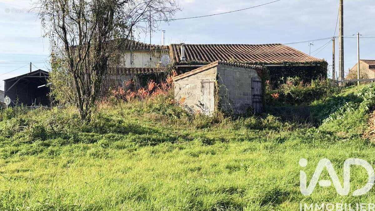 Photo 8 - Maison à VENDRENNES