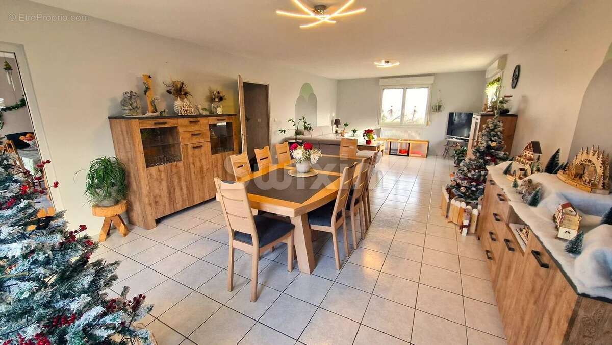 Maison à CHALEZEULE