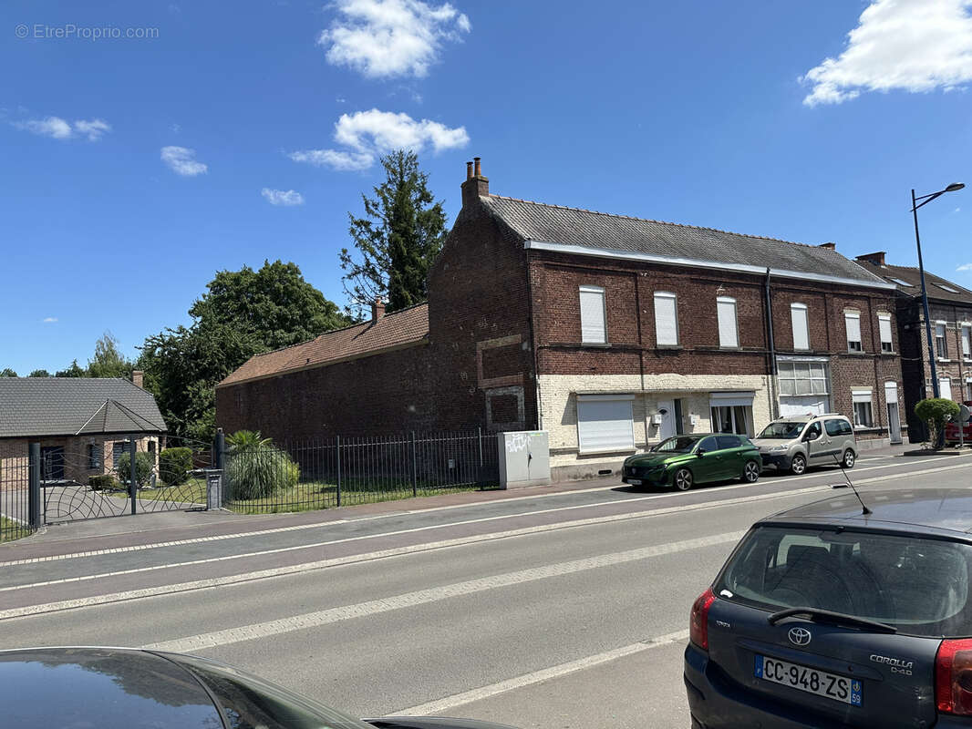 Appartement à CRESPIN