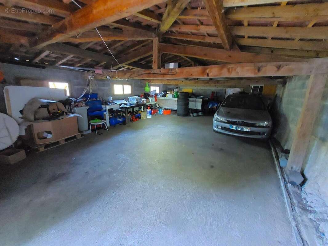 Garage int - Maison à ASPET