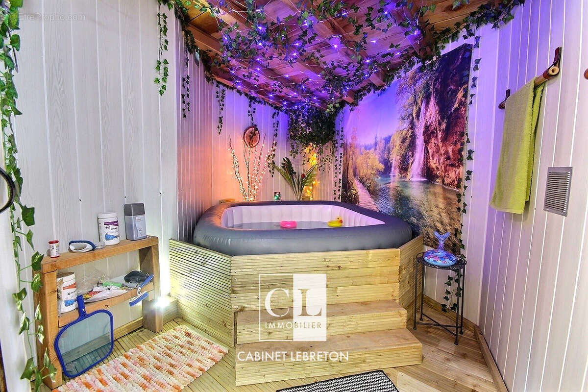 Appartement à MARSEILLE-11E