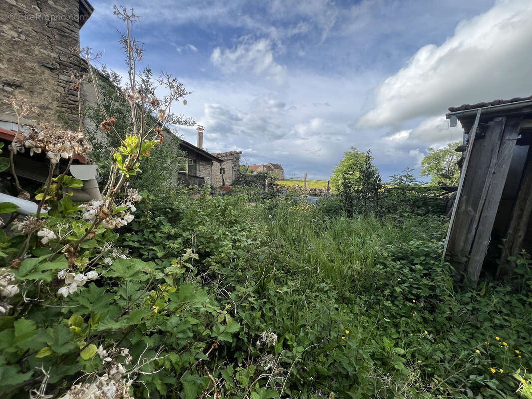 Maison à IVRY-EN-MONTAGNE
