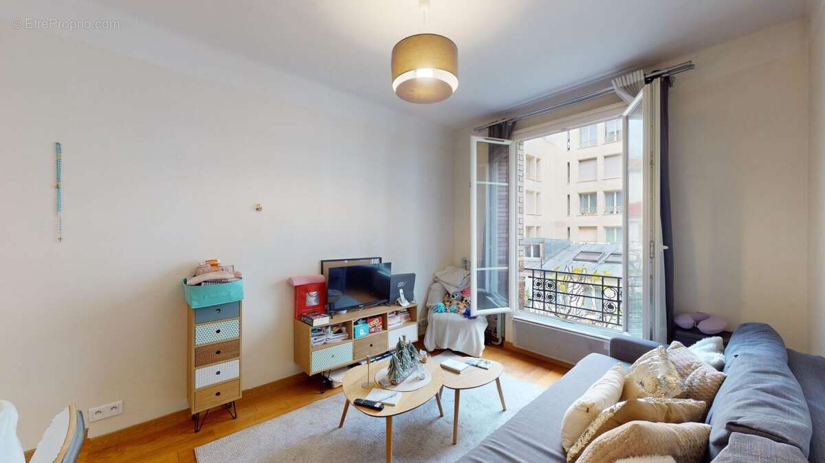 Appartement à PARIS-15E