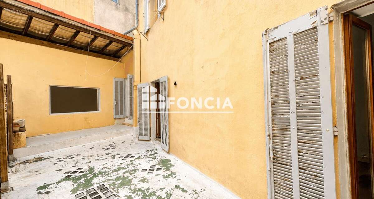 Appartement à NIMES