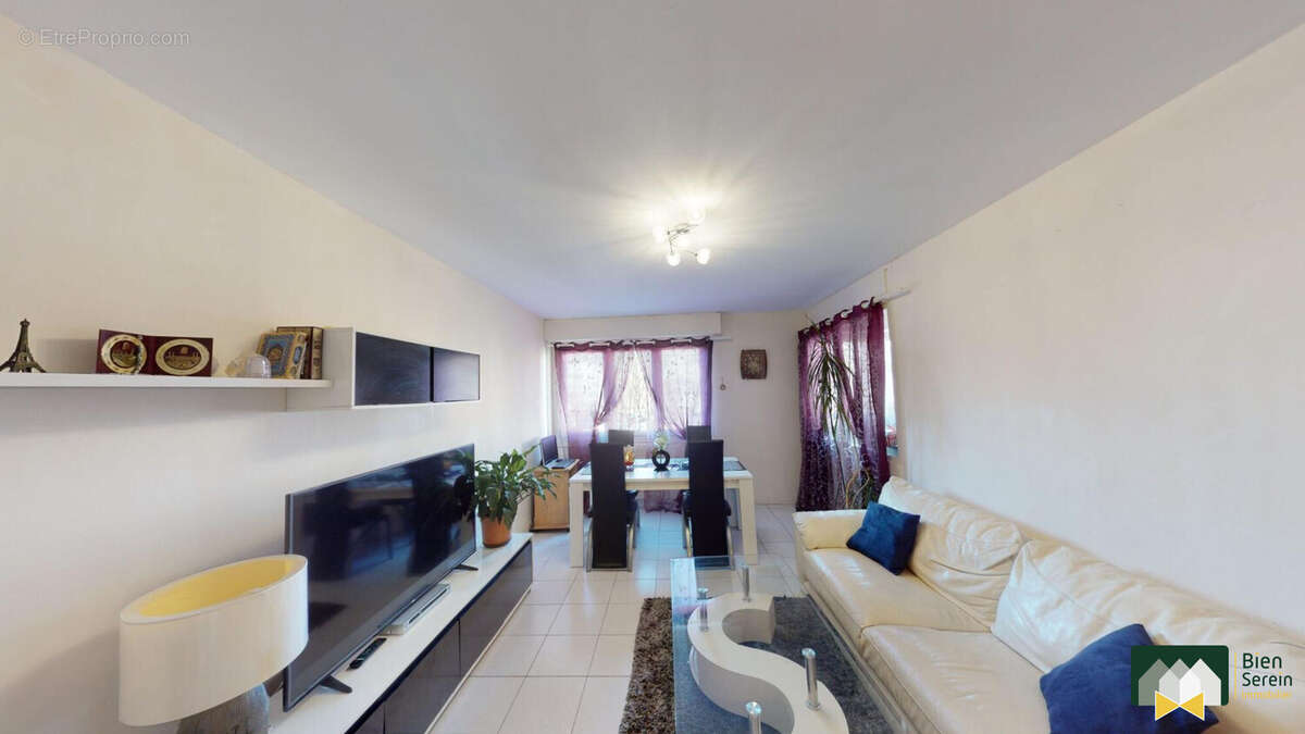 Salon-Séjour - Appartement à CHARTRES