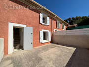 Maison à CAUMONT-SUR-DURANCE