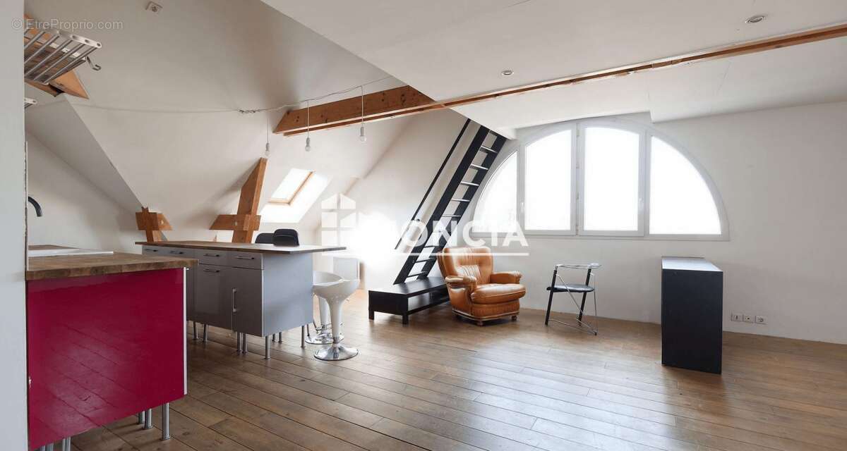 Appartement à CORBEIL-ESSONNES