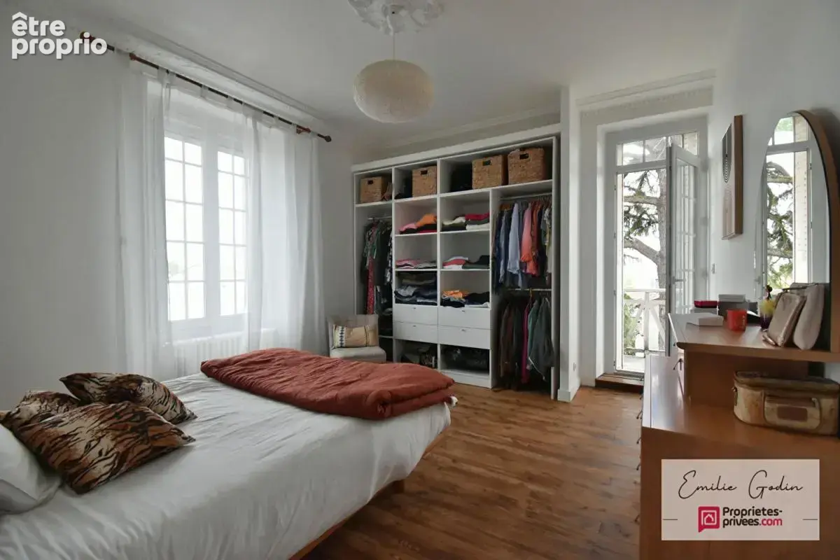 Maison Bourgeoise Cholet 11 pièce(s) 278 m2 - photo 10