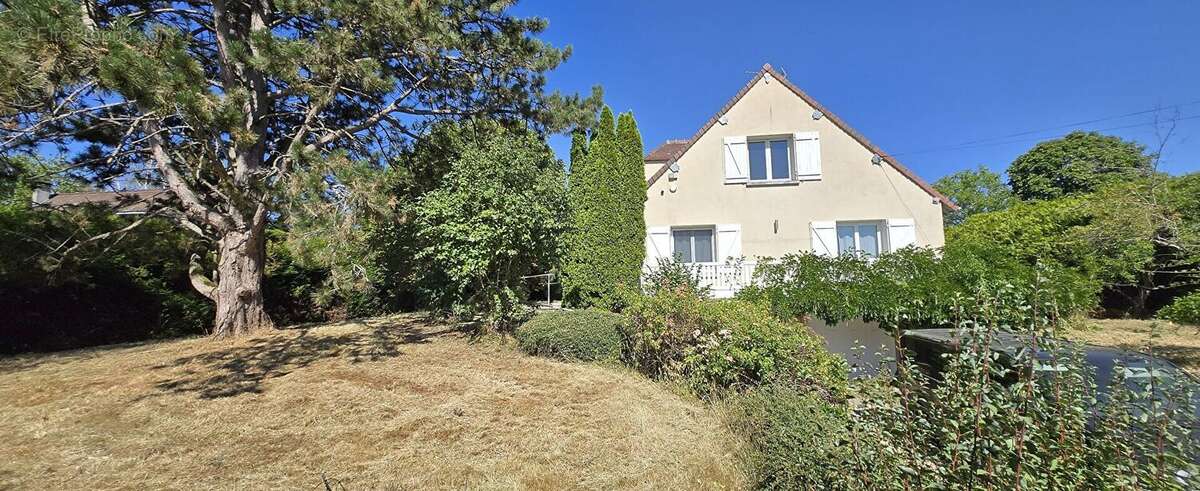 Maison 4 chambres+bureau, sous sol proche N4 terrain exceptionnel  90 km Paris! - photo 14