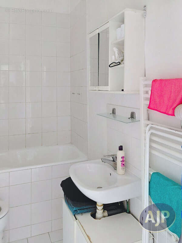 17,14m² Carrez et de 28,14m² au sol - photo 5