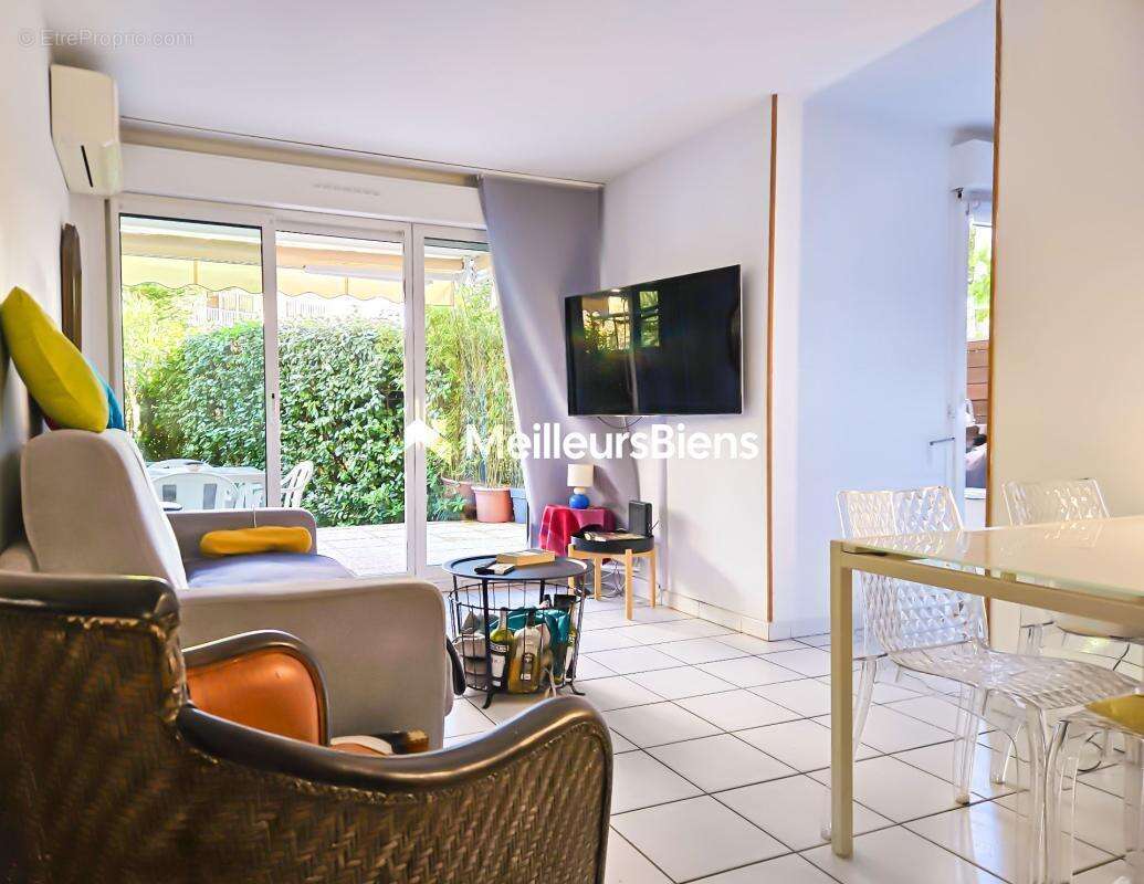 Appartement à MARSEILLE-8E