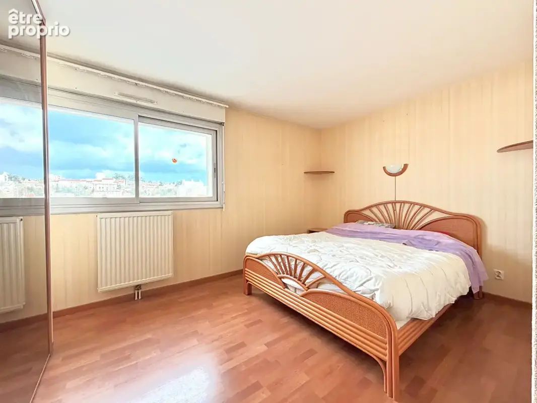 Appartement T4 avec balcon et garage - Saint-Étienne - photo 3