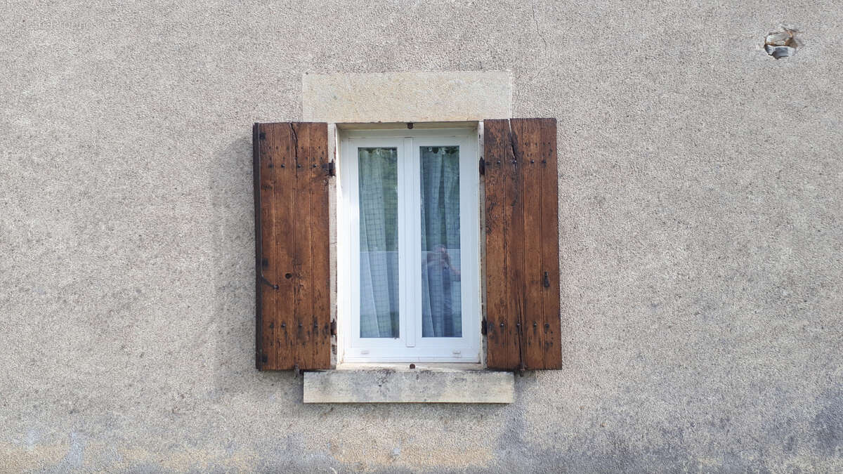 Maison à LUCAY-LE-LIBRE