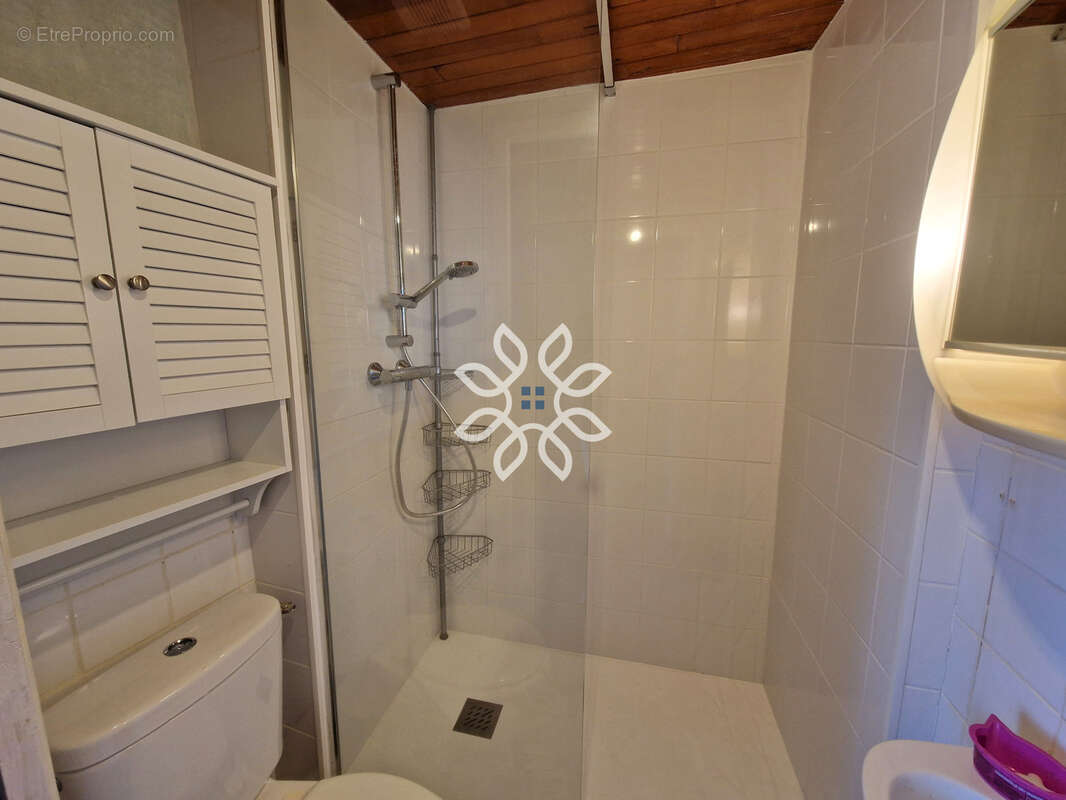 Maison en pierre de caractère au cœur de Lamothe - photo 15