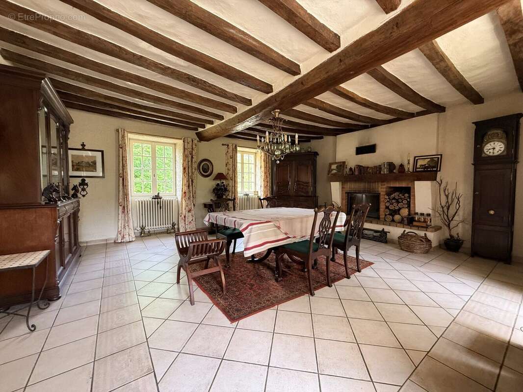 Maison à BOUERE